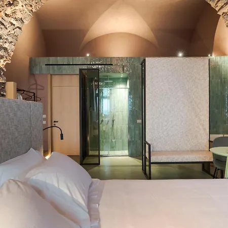 Bastiò Private Suites-3